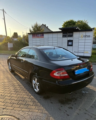 Mercedes-Benz CLK cena 18000 przebieg: 275000, rok produkcji 2002 z Rumia małe 106